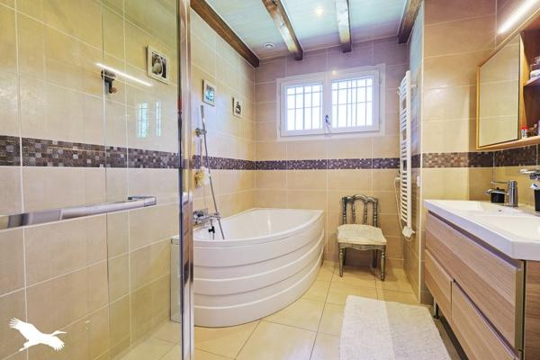 Maison 249 999 € Ginestet 5 p 105 m² DPE C