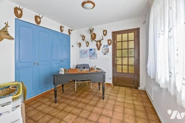 Corps de ferme - Terrain 928m2 - Centre Ville - Maison + dpdces - Division/construction possibles