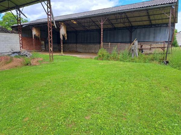Vente                                                      Maison de village
                        
                     9 pièces                      145 m2                     à Attigny