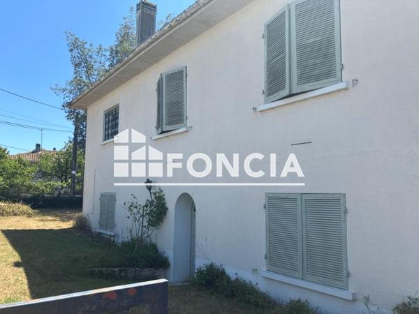 À vendre Maison 6 pièces 181.52 m² - Angoulême 16000