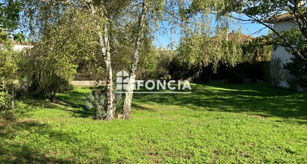 À vendre Maison 6 pièces 181.52 m² - Angoulême 16000