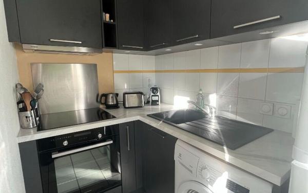 Appartement à louer    2 pièces • 44,60 m2 Bordeaux