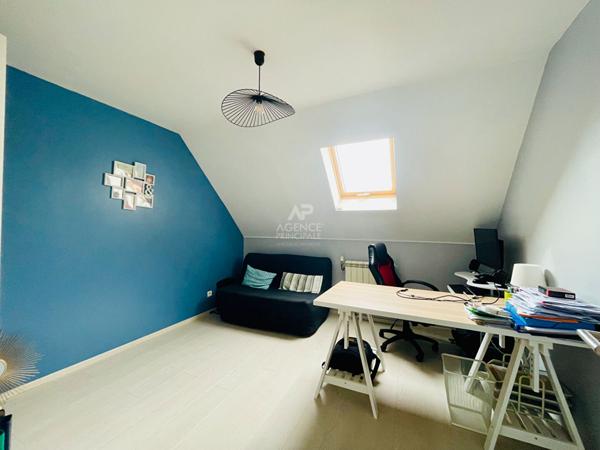 MAISON CONFLANS STE HONORINE - 8 PIÈCES - 175m² €649 500 ** - Référence 7103