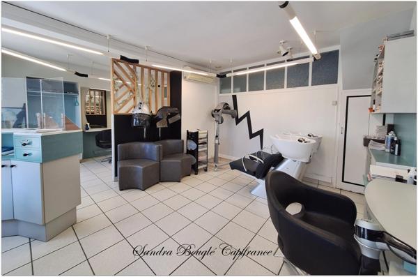 Fonds de commerce Coiffure à vendre SAINT PIERRE DES LANDES (53)
