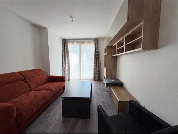 Studio neuf meublé à Louviers