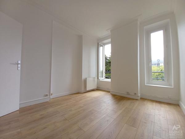 Appartement Rueil Malmaison 2 pièce(s) 28.65 m² Loyer 869 €/mois charges comprises **  - Référence  19969
