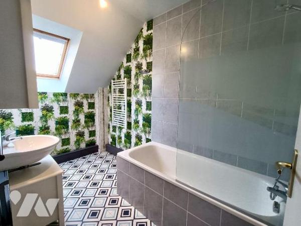 NOUVEAUTE - SEULEMENT CHEZ TRENTE CINQ NOTAIRES - proche du Carrefour Market - dans une copropr...