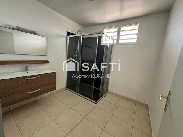 VILLA T4 AVEC PISCINE