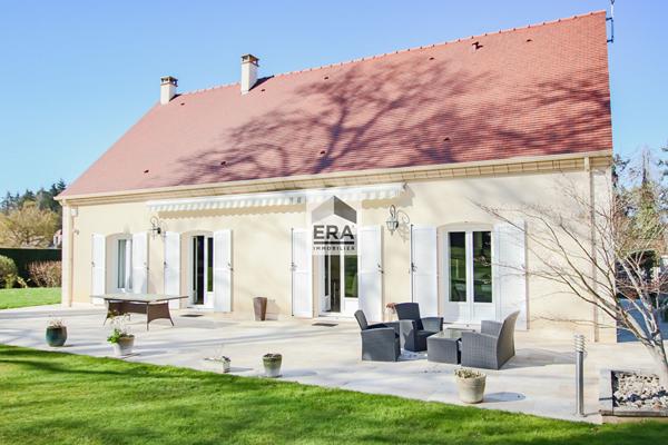 Maison Le Coudray Montceaux 7 pièce(s) 280m2