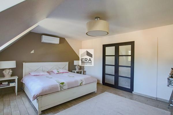 Maison Le Coudray Montceaux 7 pièce(s) 280m2