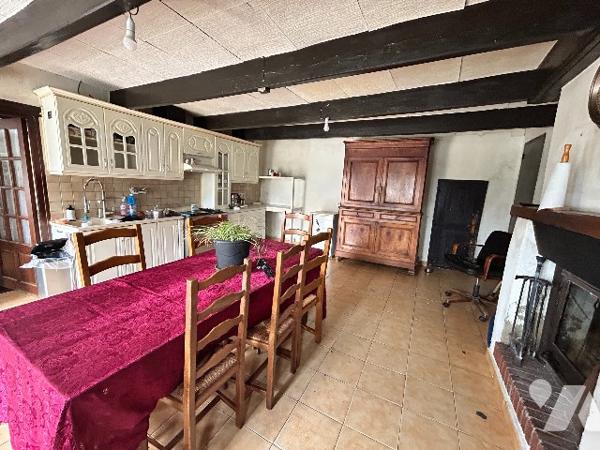 Maison en pierre proche de Granville et des plages!