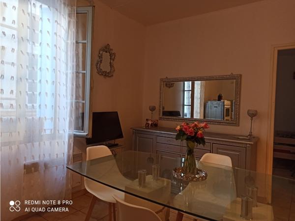 Immeuble 18 pièces - 300 m²