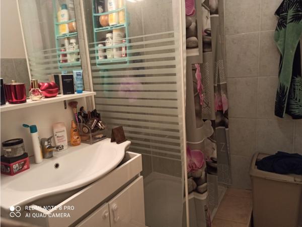 Immeuble 18 pièces - 300 m²