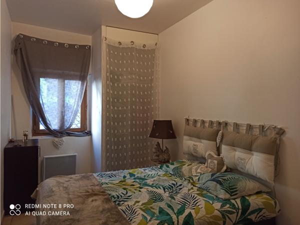 Immeuble 18 pièces - 300 m²