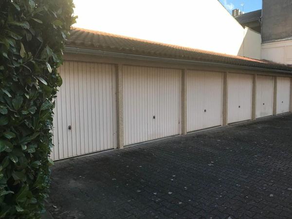 Stationnement à louer    15 m2    Albi