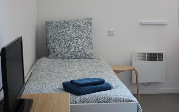 Appartement à louer    1 pièce • 18,61 m2 Nîmes