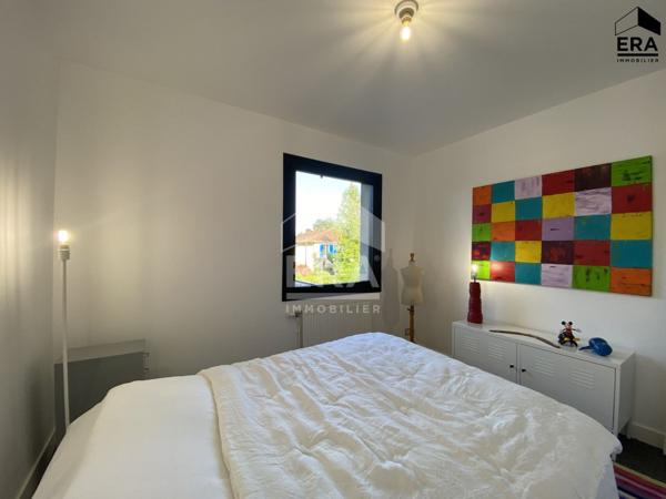 A vendre à Périgueux (24000) superbe Maison contemporaine T6 avec piscine et garages