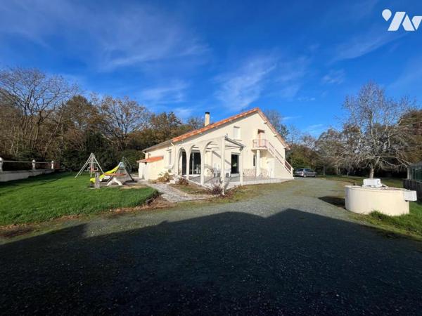 COUERON - MAISON AVEC ETANG SUR TERRAIN de plus d'1 Hectare 
