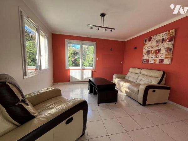 COUERON - MAISON AVEC ETANG SUR TERRAIN de plus d'1 Hectare 