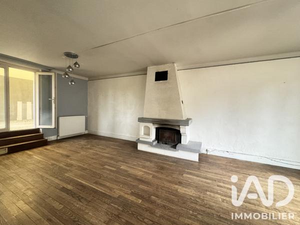 Maison à vendre 6 pièces 124 m² Lucenay-lès-Aix