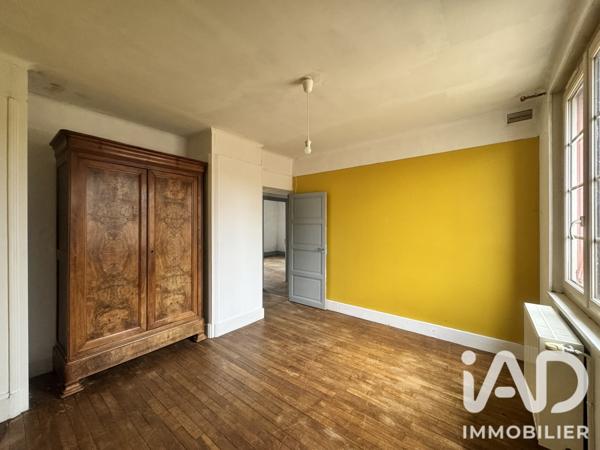 Maison à vendre 6 pièces 124 m² Lucenay-lès-Aix