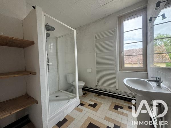 Maison à vendre 6 pièces 124 m² Lucenay-lès-Aix