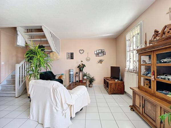 L'Isle-d'Abeau (38080) L'ISLE D'ABEAU - PIERRE-LOUVE - 4 CHAMBRES