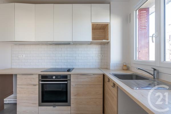 Appartement F3 à vendre  3 pièces - 43 m2 ST MAUR DES FOSSES - 94