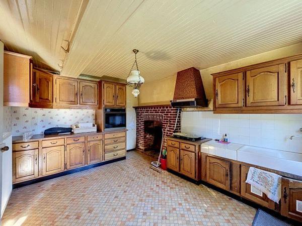 Maison à vendre 139 999 € Saint-Dizier-les-Domaines 6 p 147 m² DPE D