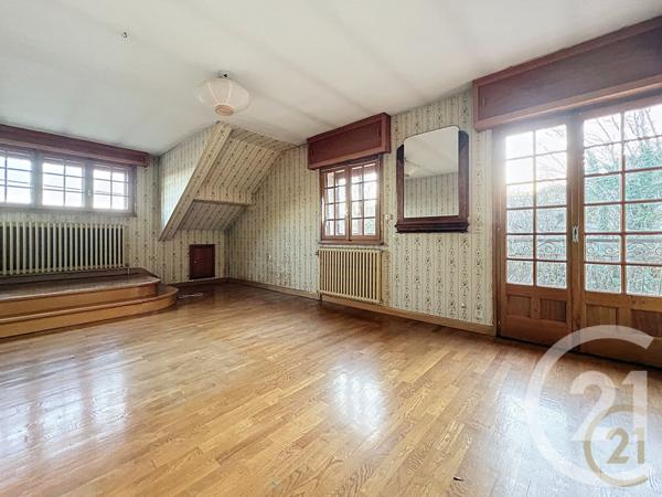 Maison à vendre  9 pièces - 220,88 m2 BART - 25