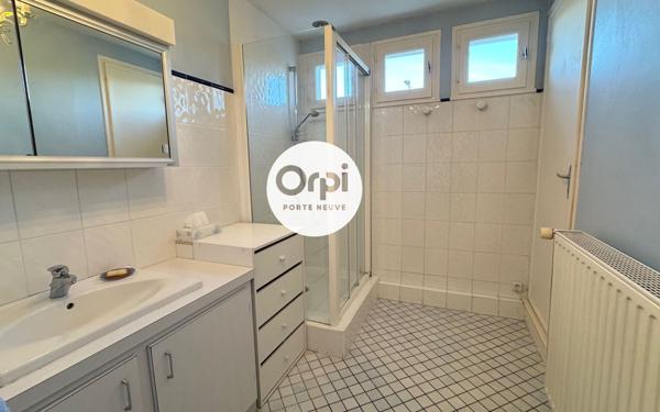 Maison à vendre    4 pièces •  Wimille