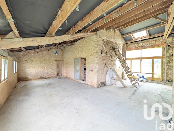 Maison à vendre 6 pièces 270 m² Leignes-sur-Fontaine