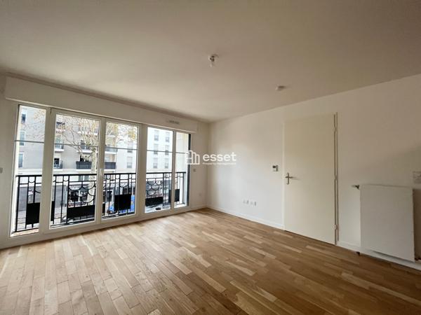 Location Appartement 2 pièces 48.2 m² - Saint-ouen-sur-seine 93400