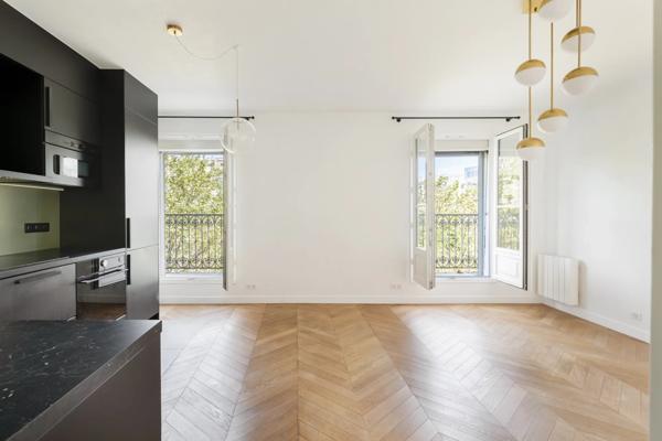 Appartement Paris 10e - BELLEVILLE
