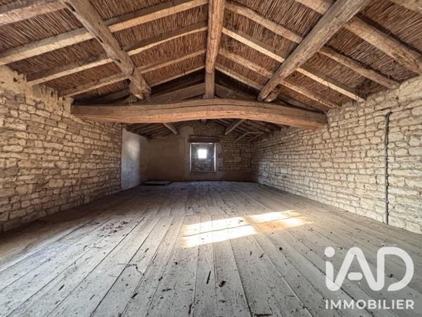 Maison à vendre 4 pièces 113 m² Saint-Pierre-le-Vieux