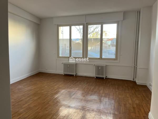 Location Studio 40 m² - Boulogne Billancourt 92100