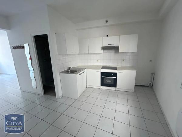 Appartement à louer 2 pièces 46.99m² Agen (47000)