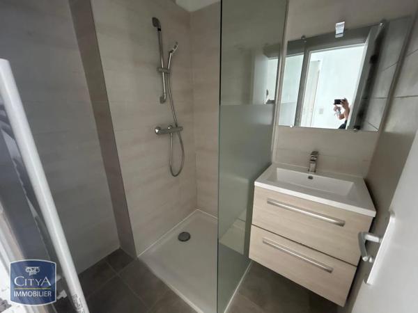 Appartement à louer 2 pièces 46.99m² Agen (47000)