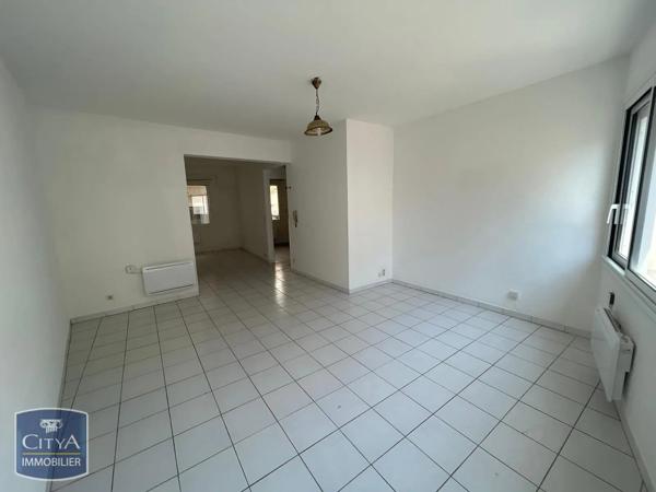Appartement à louer 2 pièces 46.99m² Agen (47000)