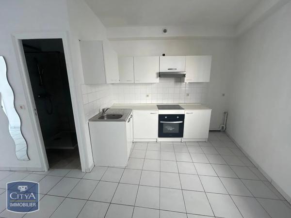 Appartement à louer 2 pièces 46.99m² Agen (47000)