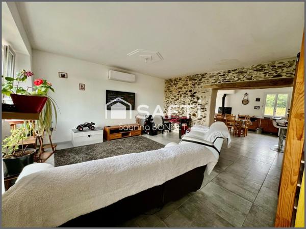 Maison de 153m² avec exploitation de fraises/ framboises ( clients professionnels et particuliers).