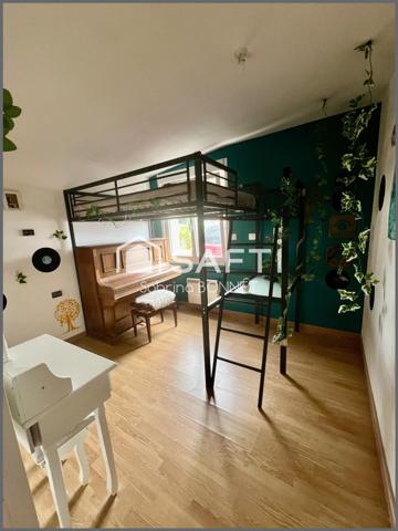 Maison de 153m² avec exploitation de fraises/ framboises ( clients professionnels et particuliers).