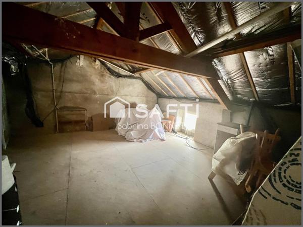 Maison de 153m² avec exploitation de fraises/ framboises ( clients professionnels et particuliers).