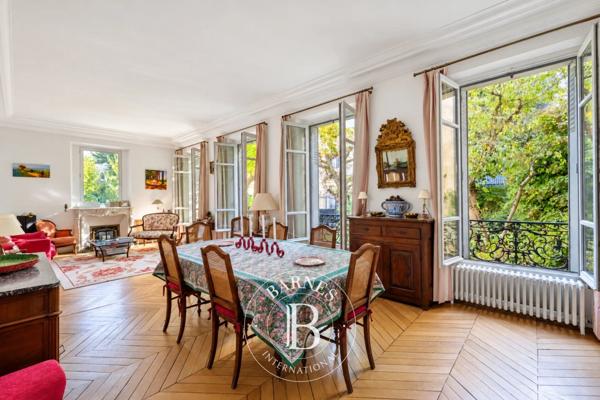 Versailles, Maison 6 Chambres -  334 m² à vendre