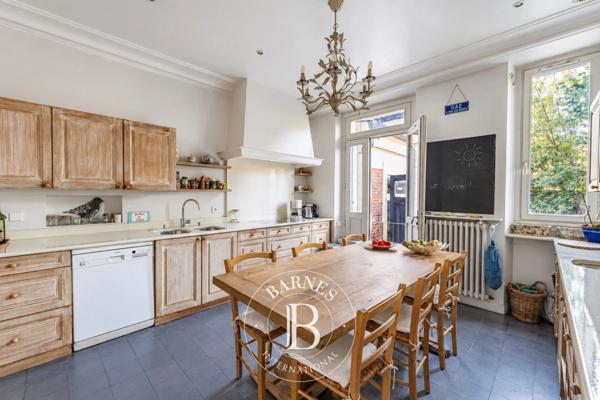 Versailles, Maison 6 Chambres -  334 m² à vendre