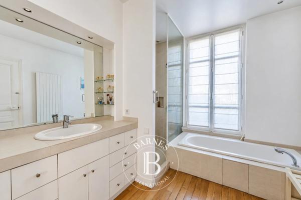 Versailles, Maison 6 Chambres -  334 m² à vendre