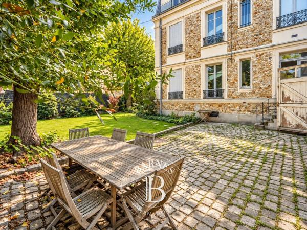 Versailles, Maison 6 Chambres -  334 m² à vendre