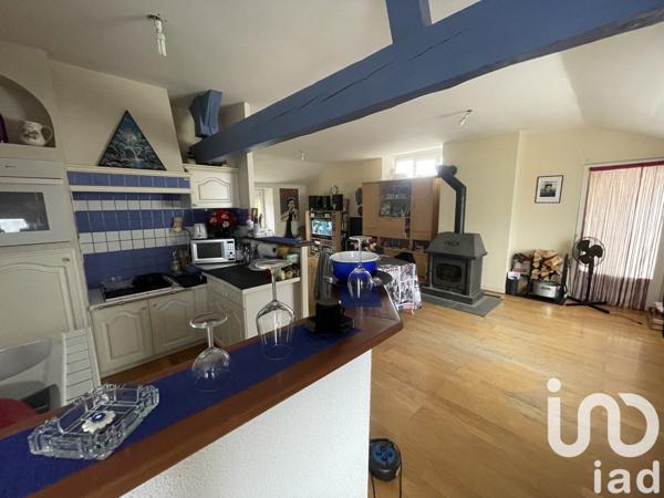 Appartement 3 pièces de 80 m² à Lalouvesc (07520)