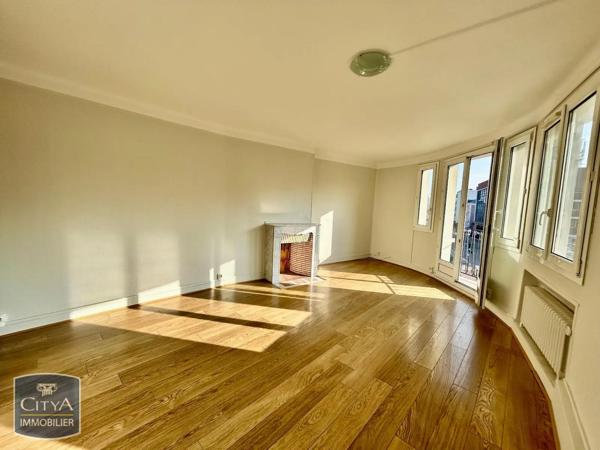 Appartement à louer 2 pièces 52.54m² Dieppe (76200)