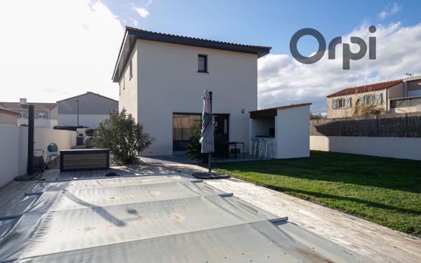 Maison à vendre    4 pièces • 142 m2 Pézilla-la-Rivière